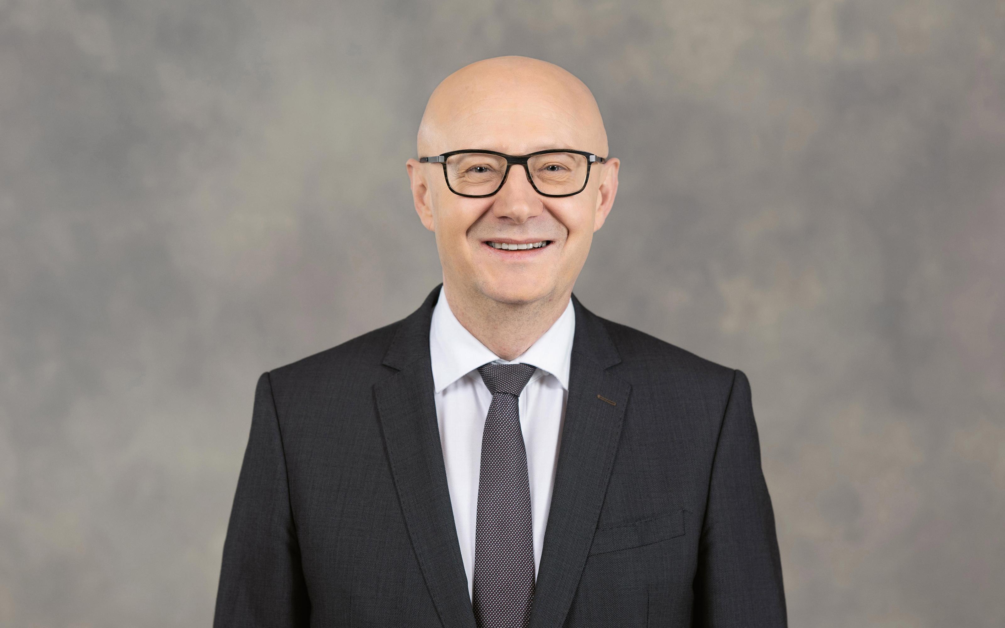 Federal Chancellor Viktor Rossi
